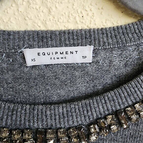 Equipment 'Shane' Embellished $359 Sweater in HEATHER GRAY XS wool Cashmere EUC - Picture 10 of 12